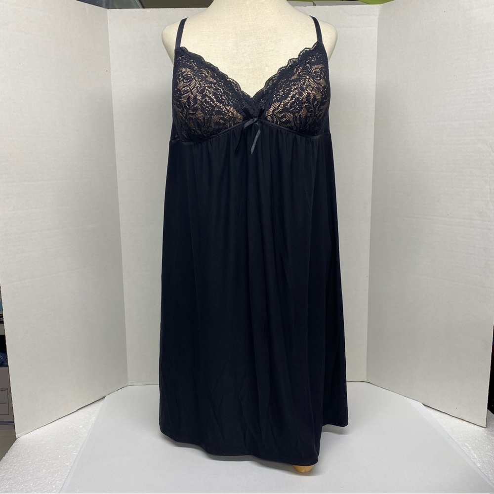Morgan Taylor Intimates Black Romantic Gown Size L Nude Beige Cupped Top Lining